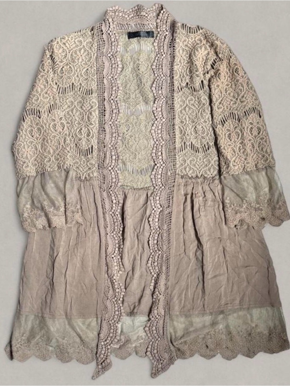 BKE Lace-Trim Open Front Robe - Blush Beige